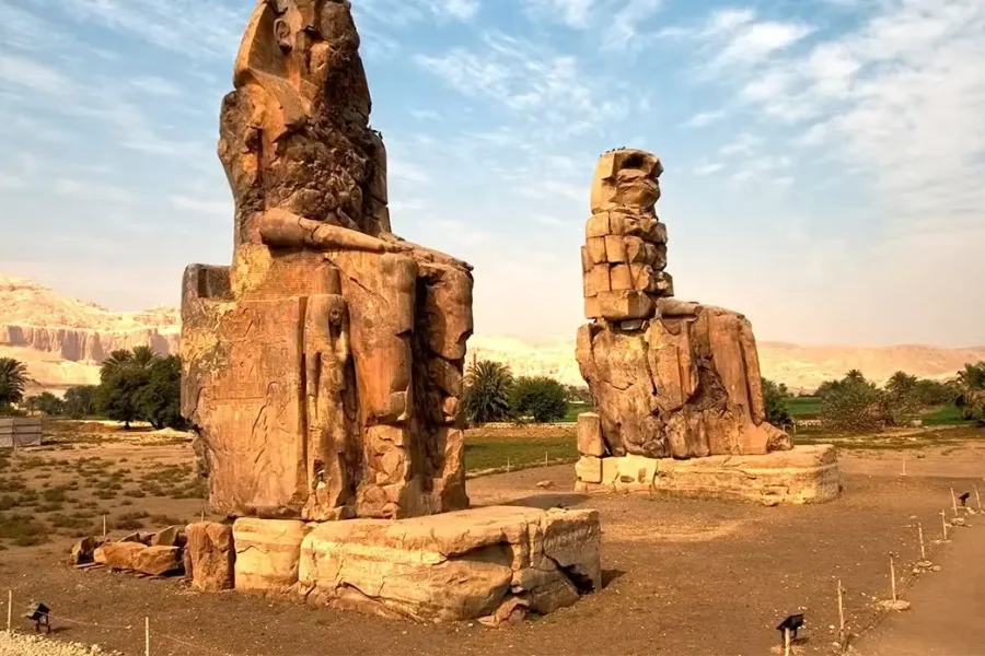 From Red Sea to Pharaohs: Luxor Day Trip with Nile Lunch